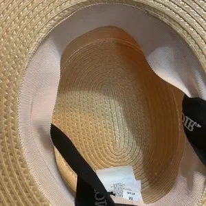 NEW never worn Gucci straw hat Gucci | Accessories | New Never Worn Gucci Straw Hat | Poshmark main image 4